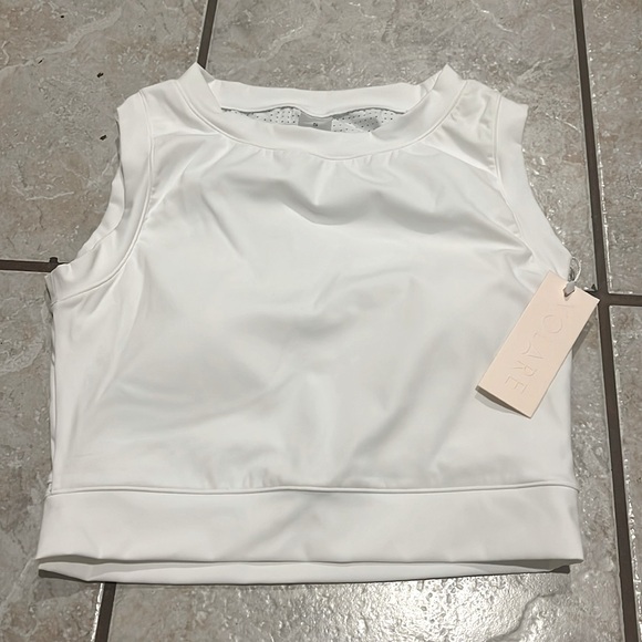Volare White Never Miss Mesh Cropped Athletic Tank NWT - Picture 6 of 12